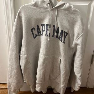 thick material sweatshirt